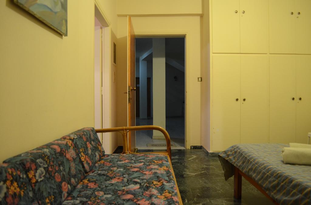 Kineta Apartments Exterior photo