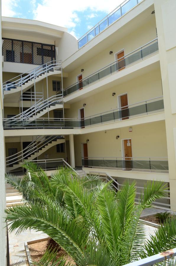 Kineta Apartments Exterior photo